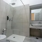 דירה 5 Bdrms *