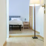 5 Bdrms Apartament