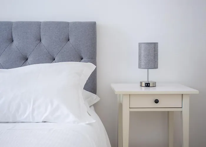 5 Bdrms Apartment Rome