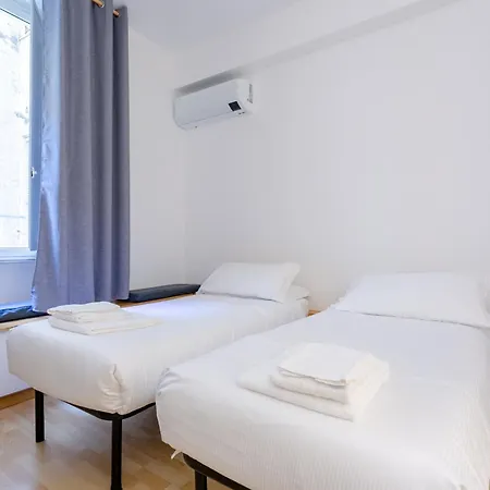 Apartament 5 Bdrms *