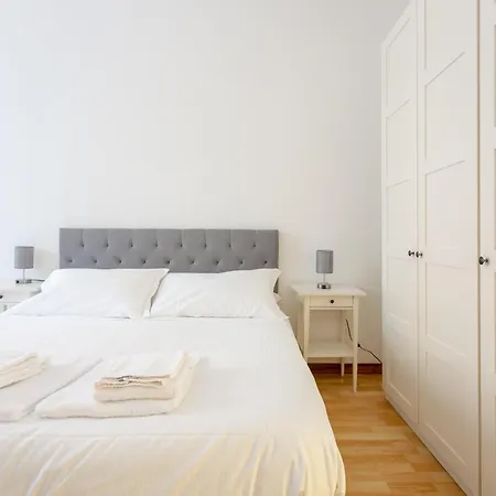 Apartament 5 Bdrms *