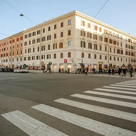 アパート 5 Bdrms